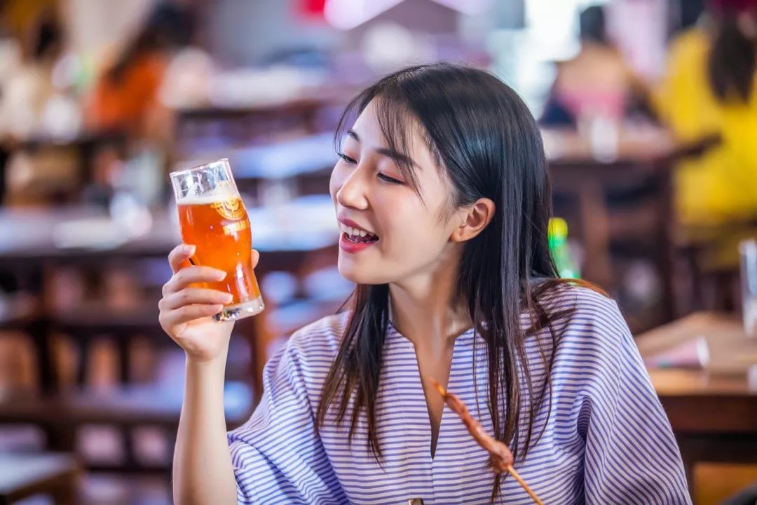 報(bào)告:我想去百威中國那個啤酒展覽館打卡品美酒佳肴|國潮范這么閃 - 第30張 - 會展活動策劃CCASY.COM 報(bào)告:我想去百威中國那個啤酒展覽館打卡品美酒佳肴|國潮范這么閃 - 第30張