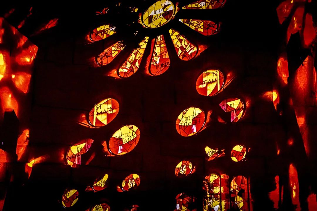 超現(xiàn)實(shí)主義的主題沉浸式藝術(shù)展覽活動(dòng)，建筑的想像魅力無限