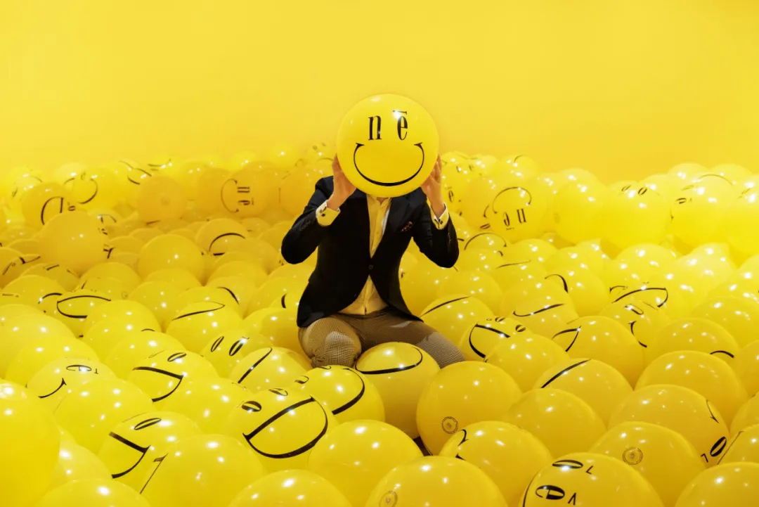 招牌笑臉球emograms新春展覽活動(dòng)策劃超happy，金銀滿屋福滿年